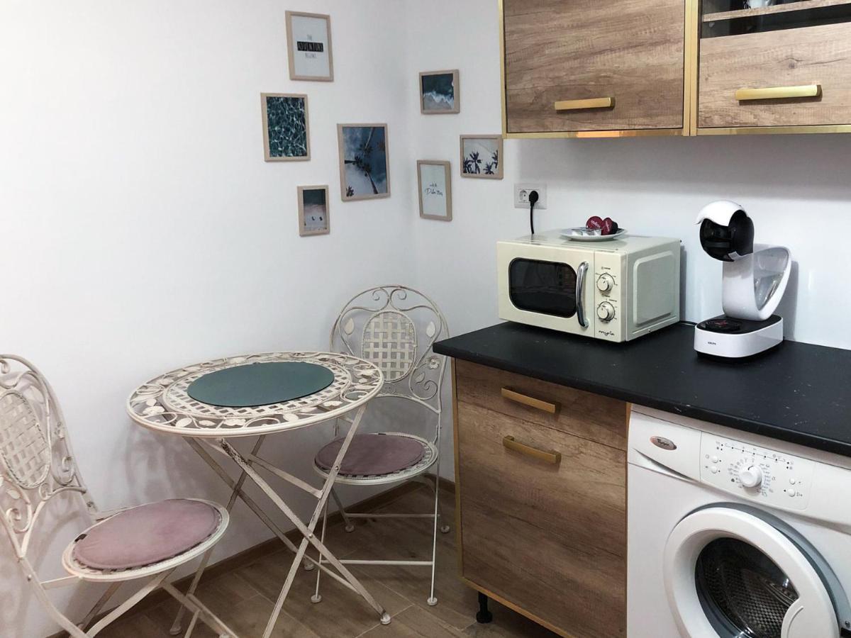 Ultra Central Apartment, Free Parking Oradea - Stray Cats エクステリア 写真